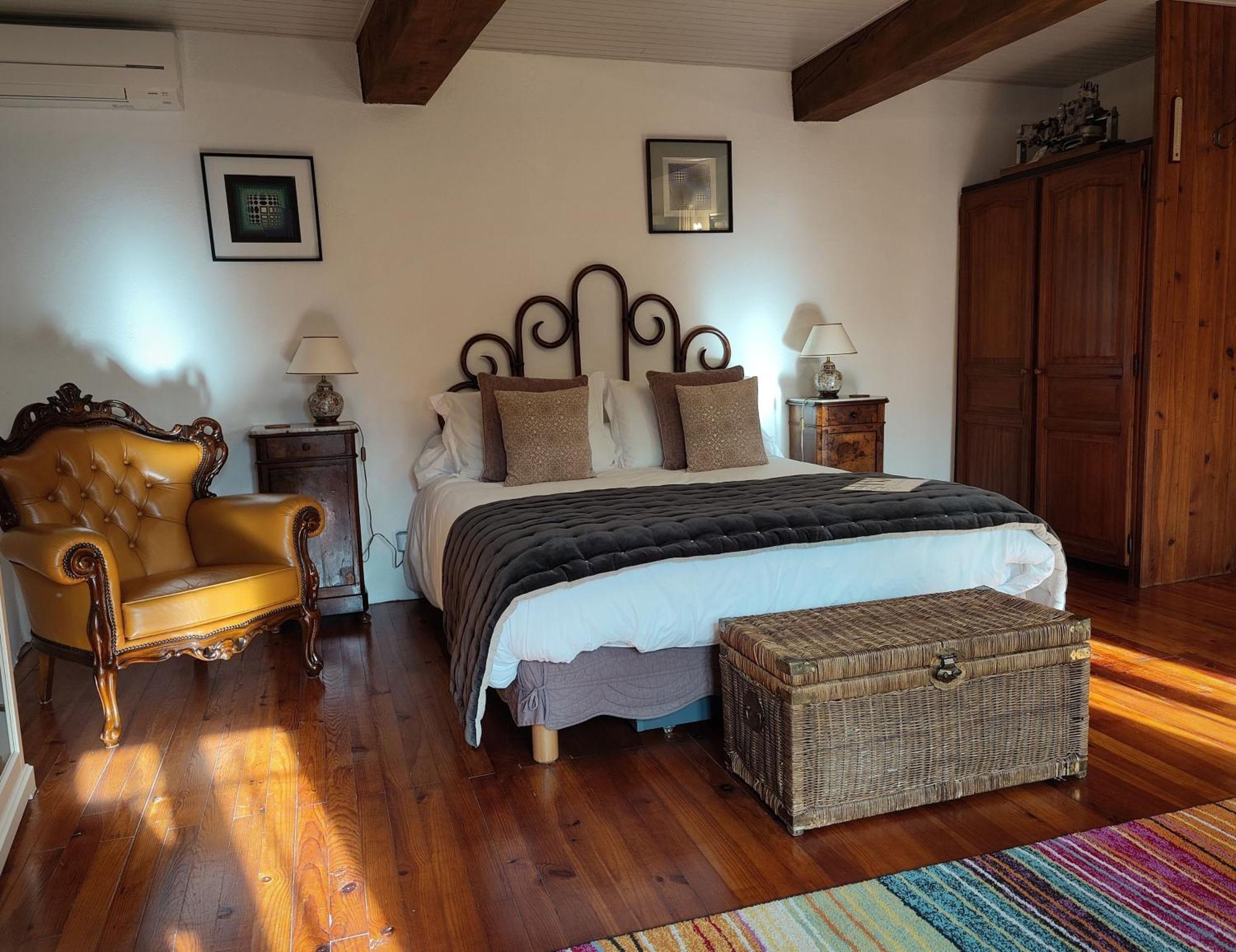 Mas Peu Del Causse Bed & Breakfast Thuir Bilik gambar
